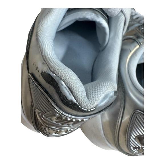 RARE Nike Air Max 90 Sneaker Metallic Silver Women’s US Size 8 Silver Unique - Picture 5 of 10